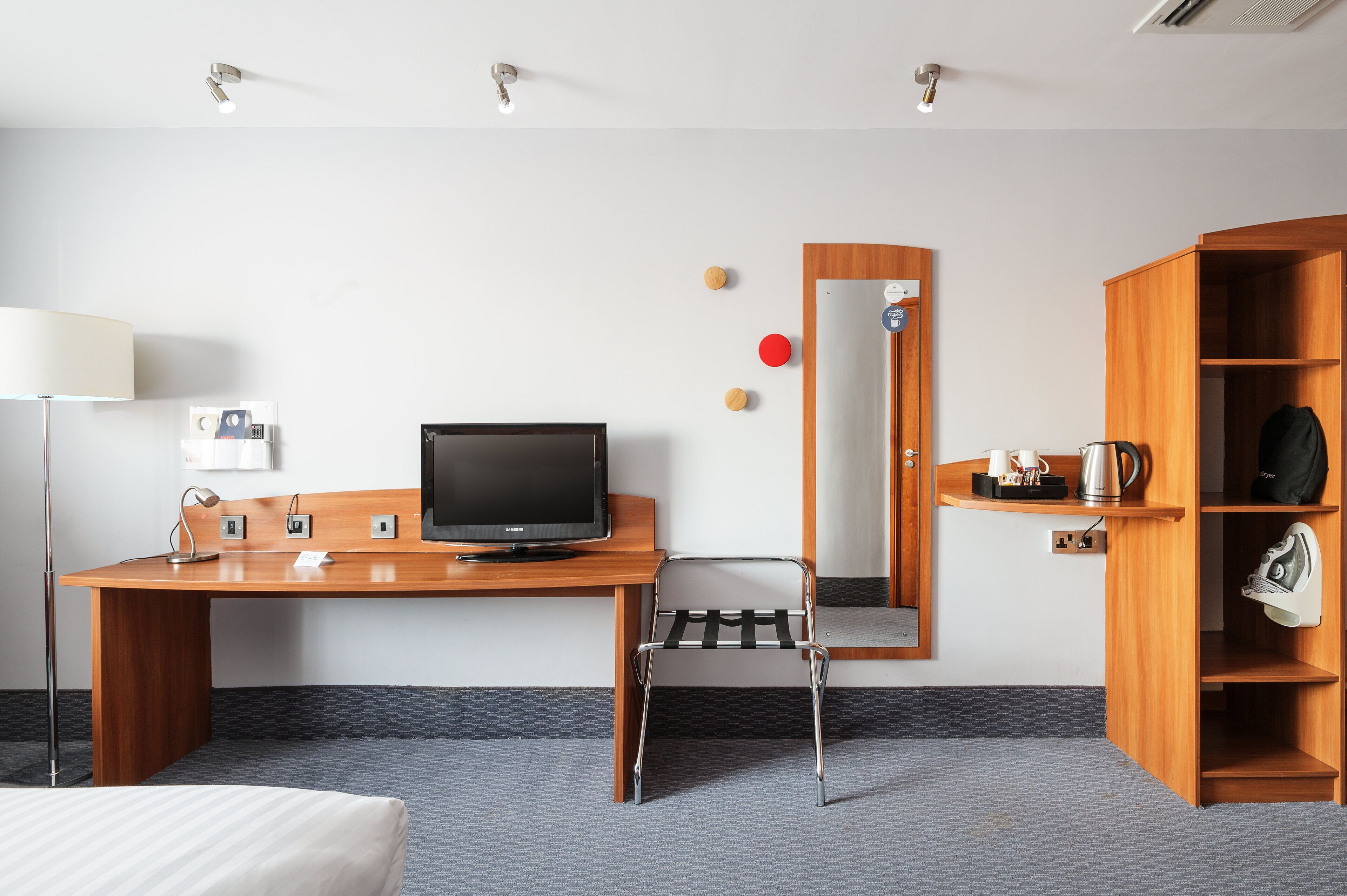 Photo - Holiday Inn Express Braintree by IHG