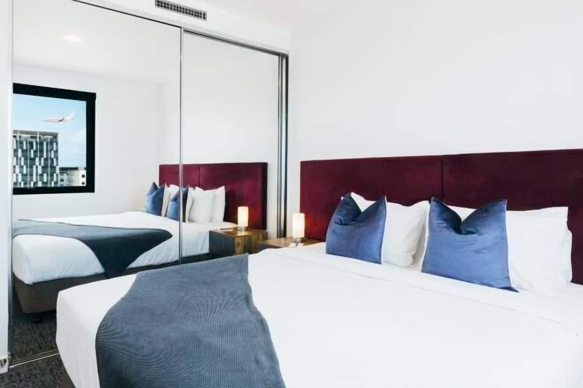 1 bedroom, in-room safe, desk, blackout drapes