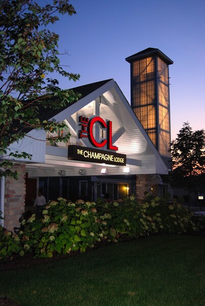 The Champagne Lodge & Luxury Suites