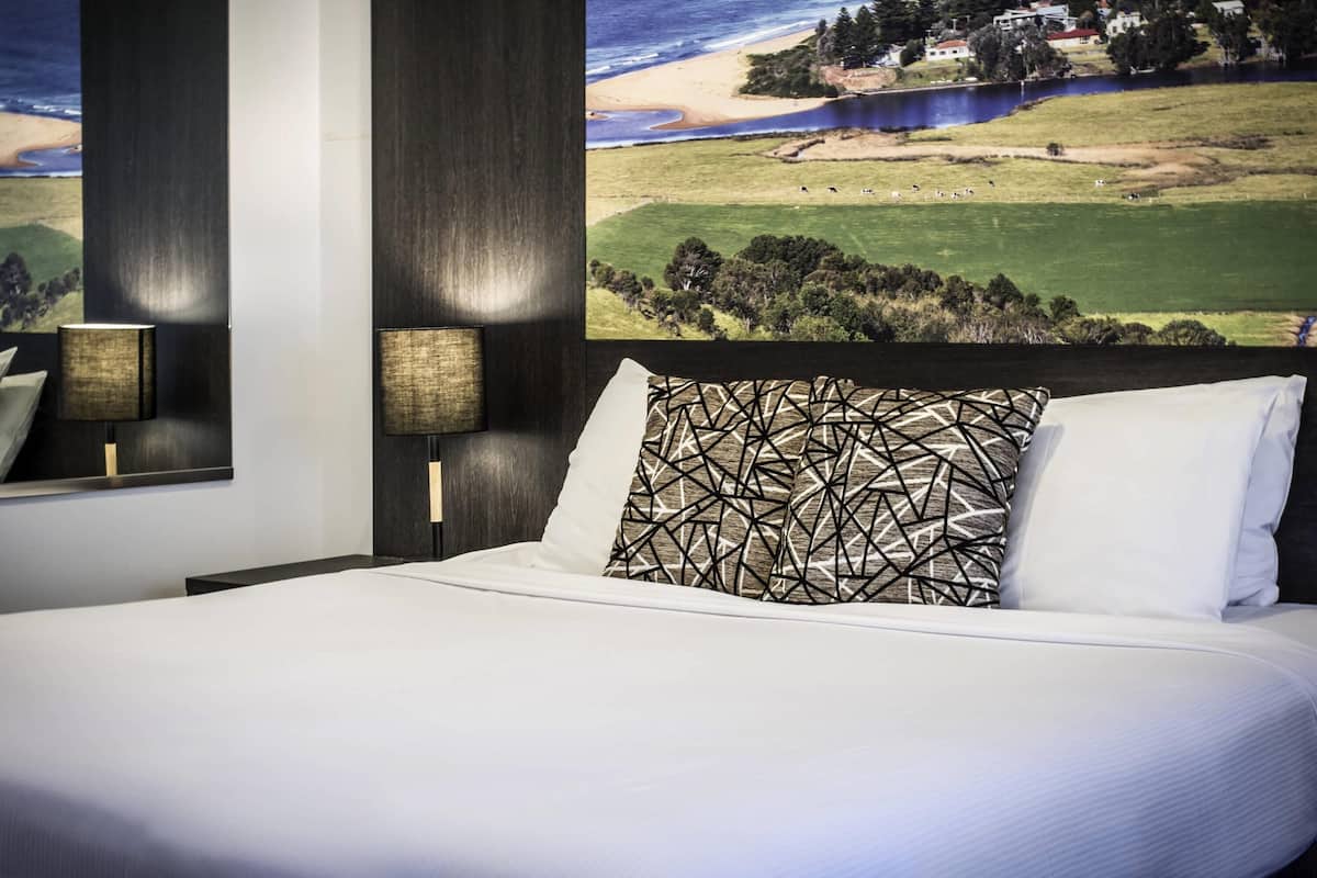 Chambre Supérieure, 1 lit double, balcon | Literie de qualité supérieure, fer et planche à repasser