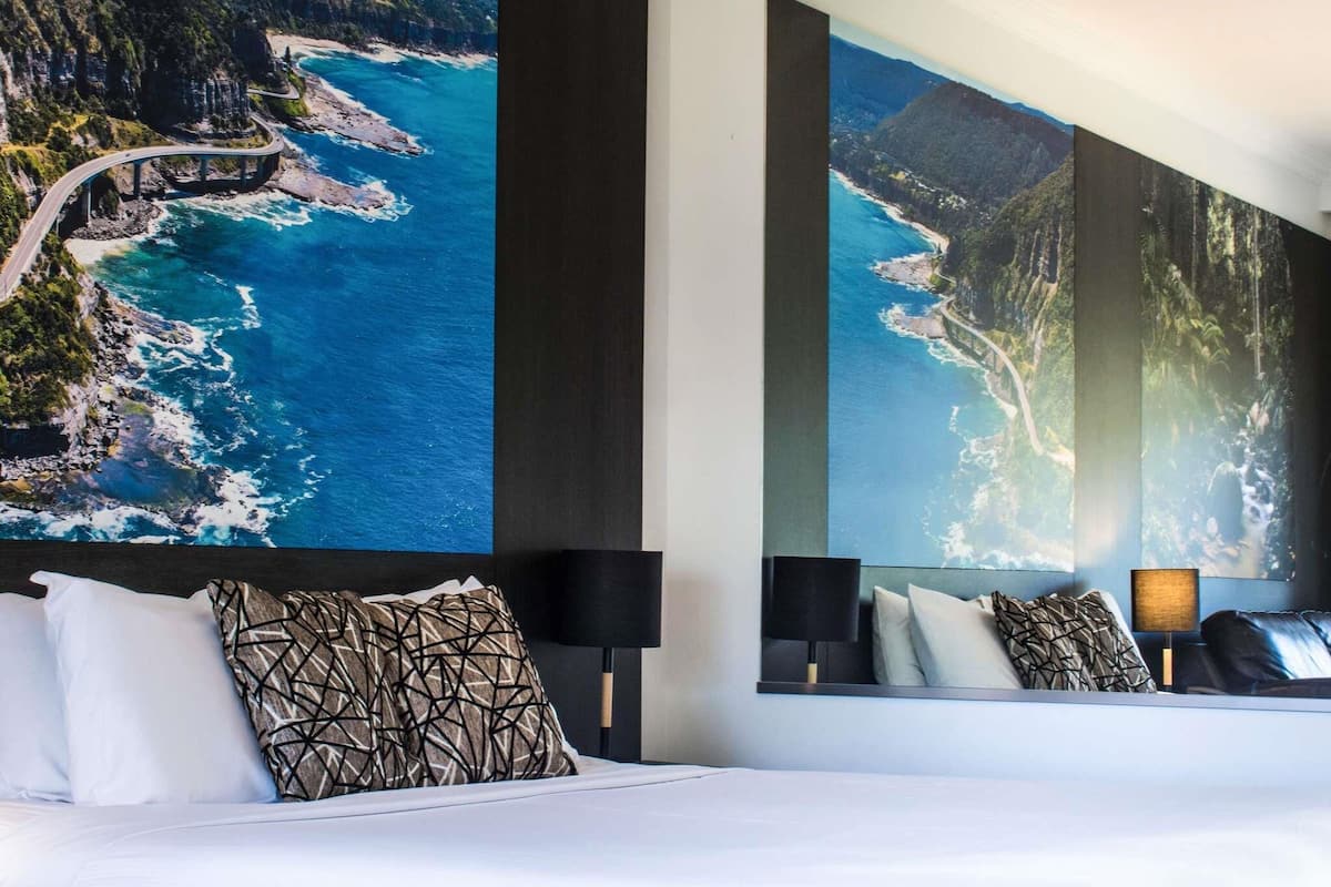 Superior Room, 1 Double Bed, Balcony | Premium bedding, iron/ironing board, cribs/infant beds, free WiFi