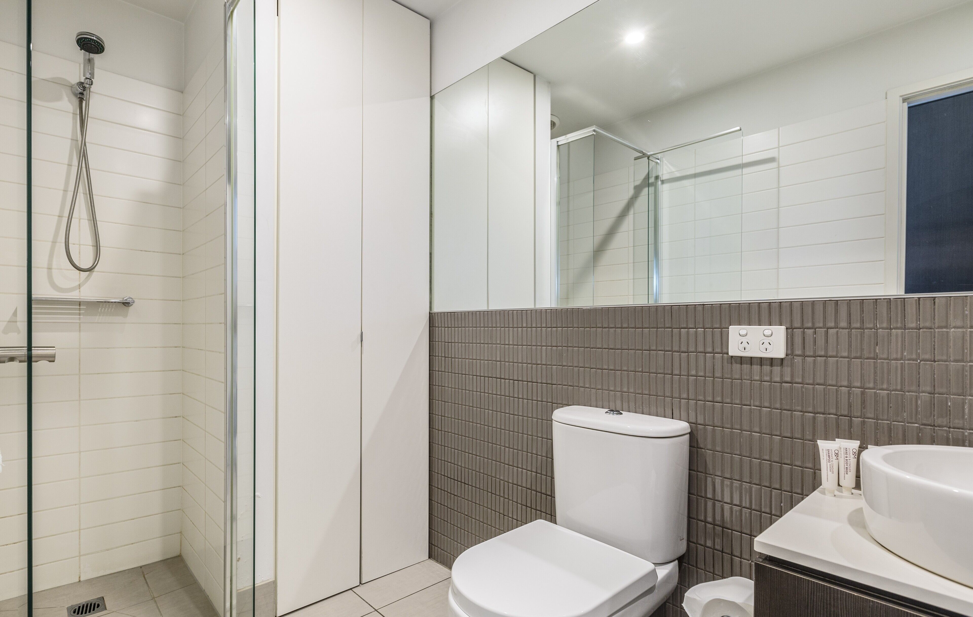 Two Bedroom Apartment | Bathroom