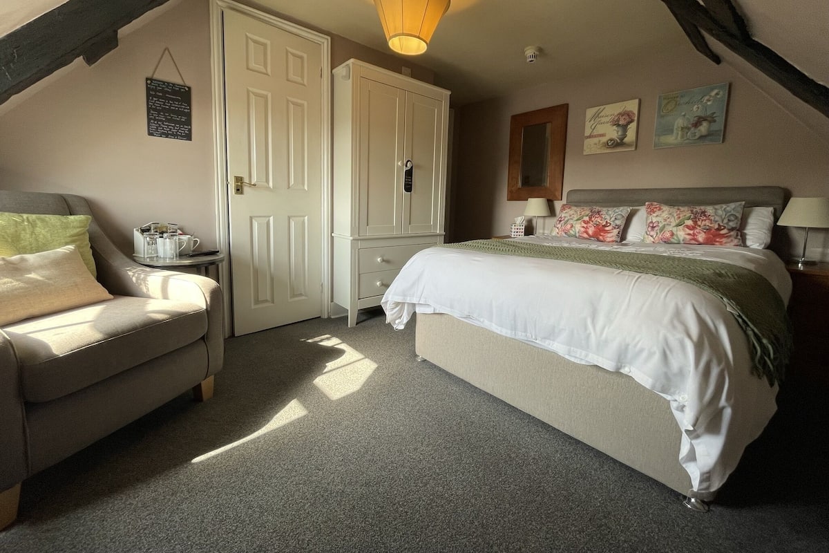 Standaard tweepersoonskamer, en-suite badkamer