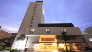 Front of property - evening/night