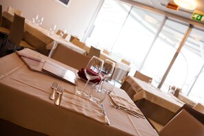 Lunch and dinner served - Klass Hotel (Castelfidardo)