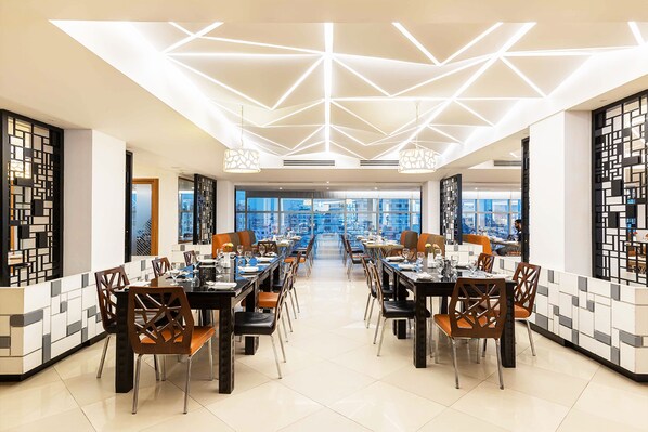 International cuisine - Dhaka Regency Hotel & Resort (Dhaka)