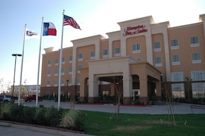 Exterior - Hampton Inn Corsicana (Corsicana)