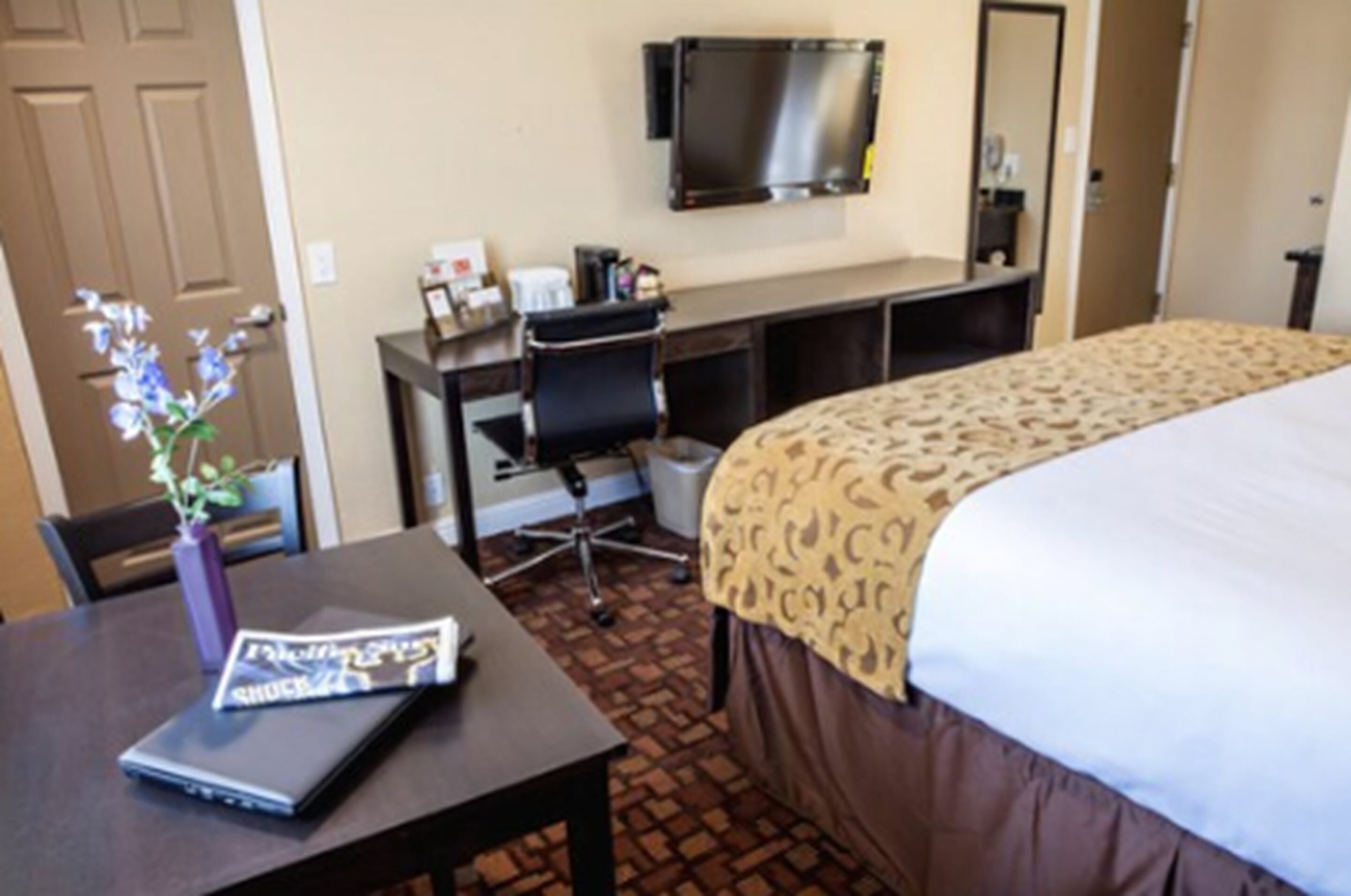 Foto - Marinwood Inn & Suites