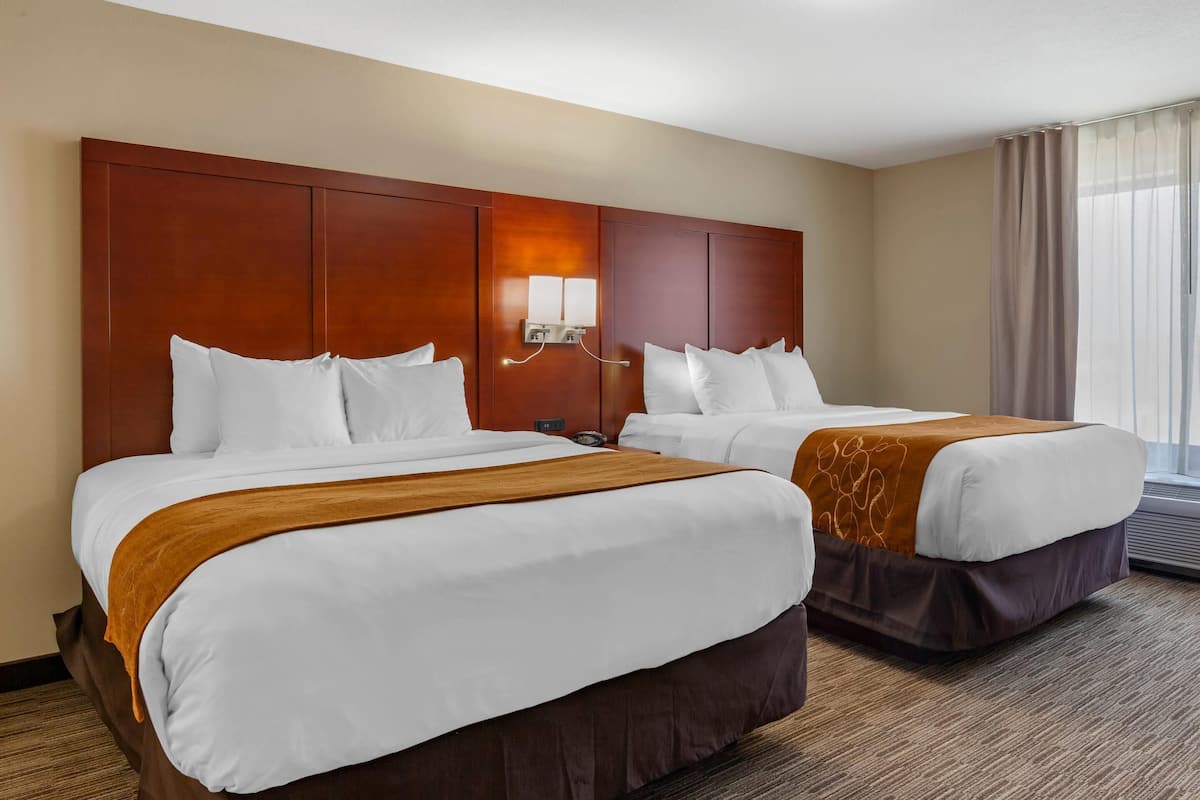 Suite, Multiple Beds, Accessible, Non Smoking (Efficiency) | Desk, blackout curtains, iron/ironing board, free WiFi