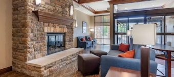 Comfort Suites Oshkosh West