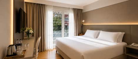 Superior Double Room | Premium bedding, down comforters, pillowtop beds, minibar