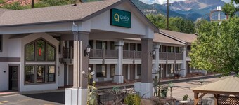 Quality Inn & Suites Manitou Springs at Pikes Peak