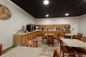 Free daily buffet breakfast