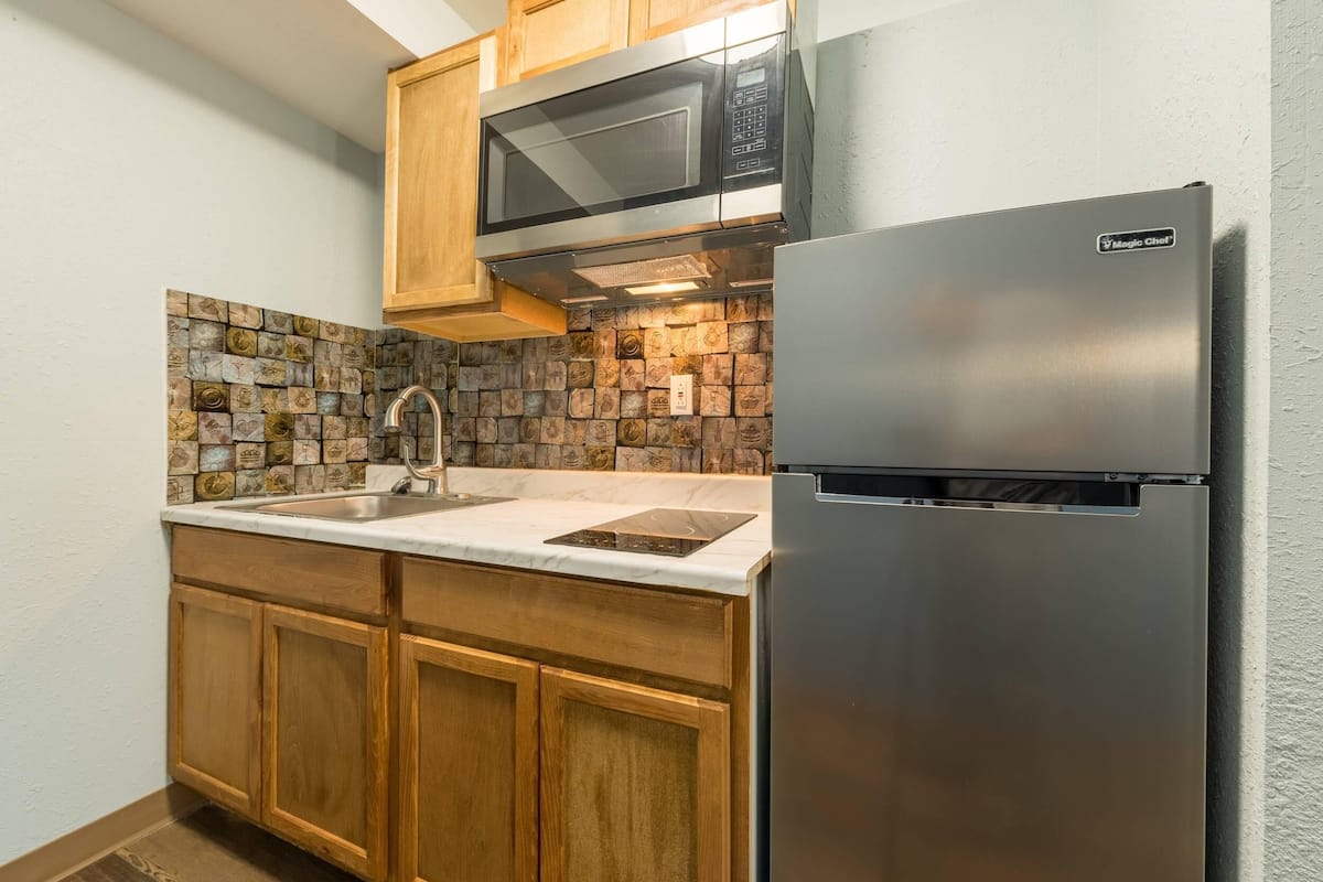 Suite, 2 Queen Beds, Non Smoking | 1 bedroom, hypo-allergenic bedding, desk, laptop workspace
