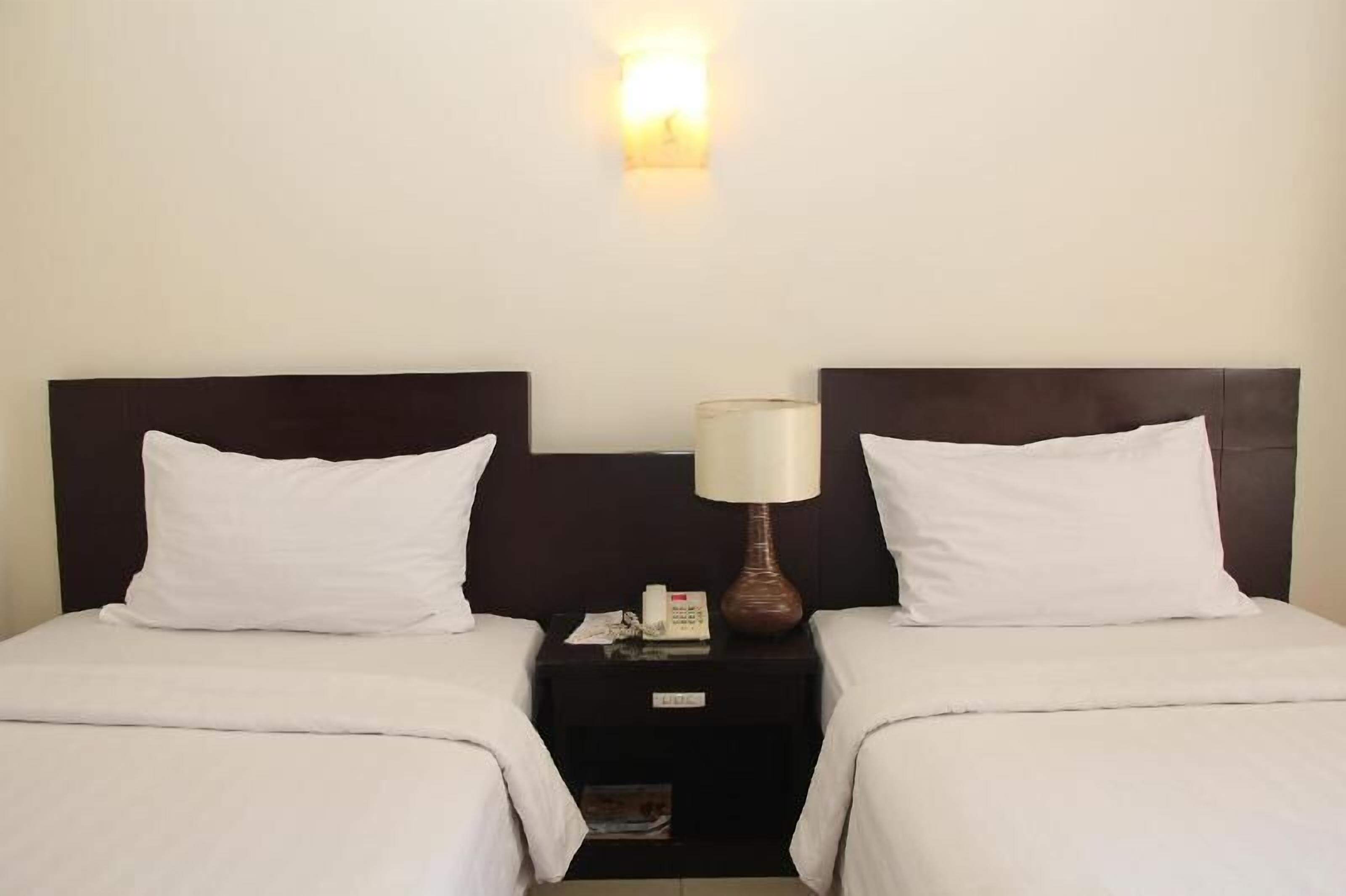 Minibar, in-room safe, desk, soundproofing