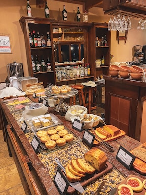 Free daily full breakfast