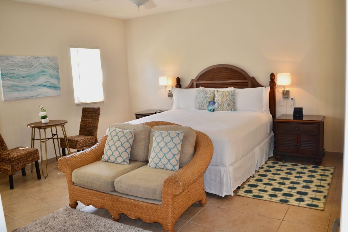 bungalow, 3 bedrooms | premium bedding, in-room safe, iron/ironing board, free cots/infant beds