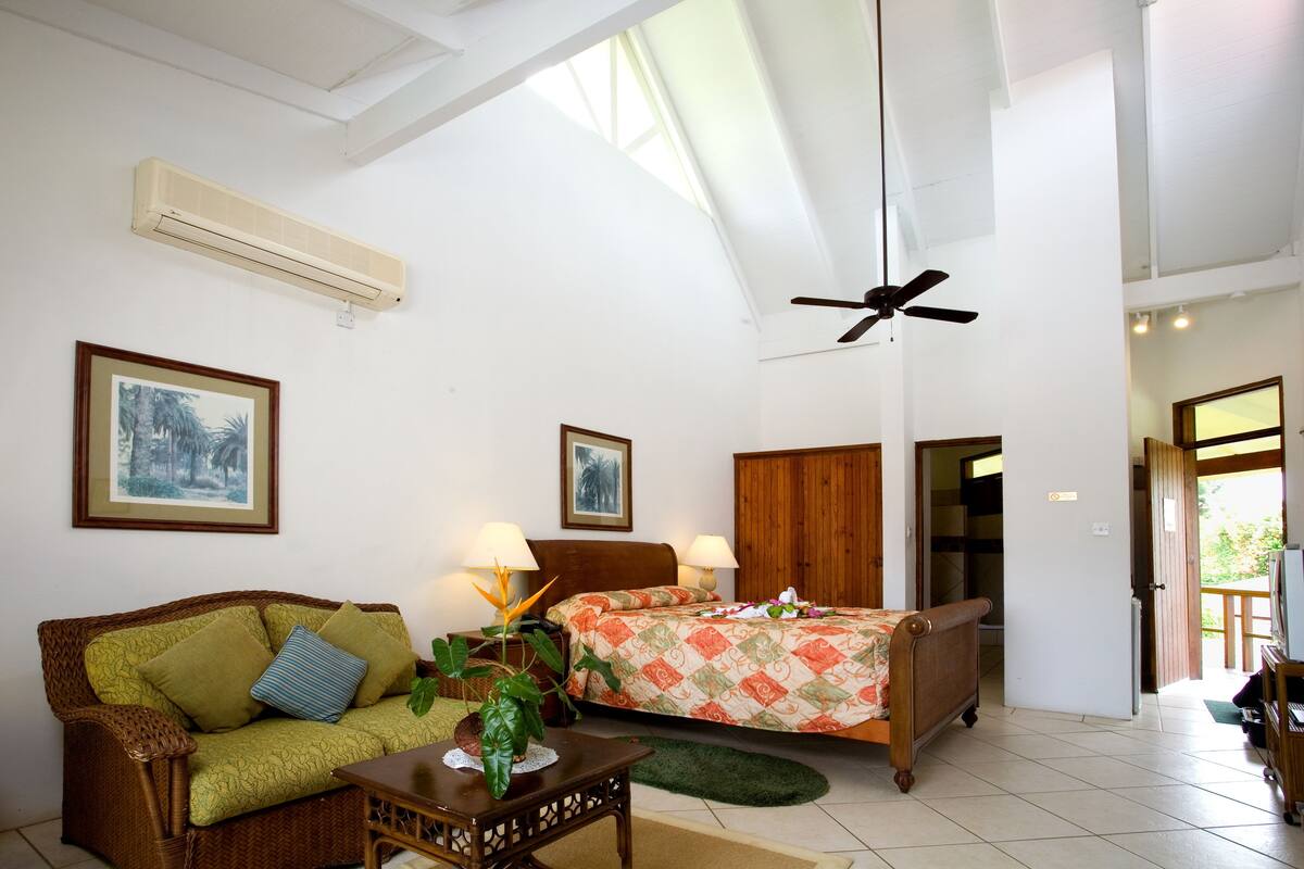 Upper Deluxe, first floor room