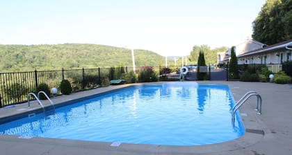Berkshire Travel Lodge