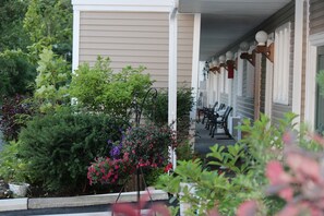 Front of property - Berkshire Travel Lodge (Austerlitz)