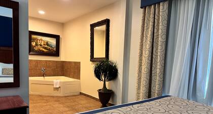 Baymont by Wyndham McComb