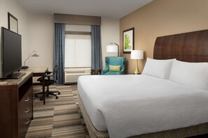 Hypo-allergenic bedding, Select Comfort beds, desk, iron/ironing board - Hilton Garden Inn Charlotte/Mooresville (Mooresville)