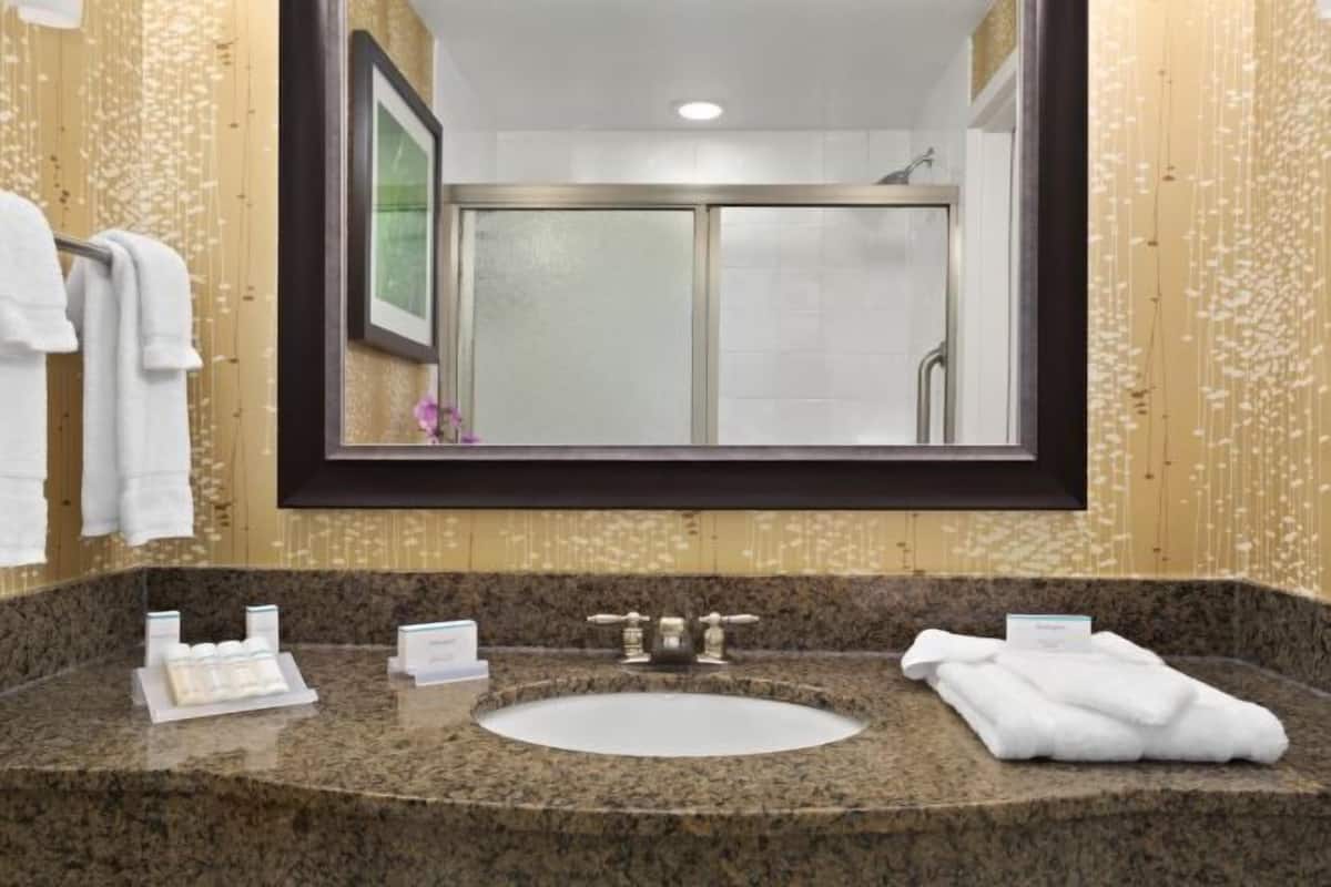 Free toiletries, hair dryer, towels