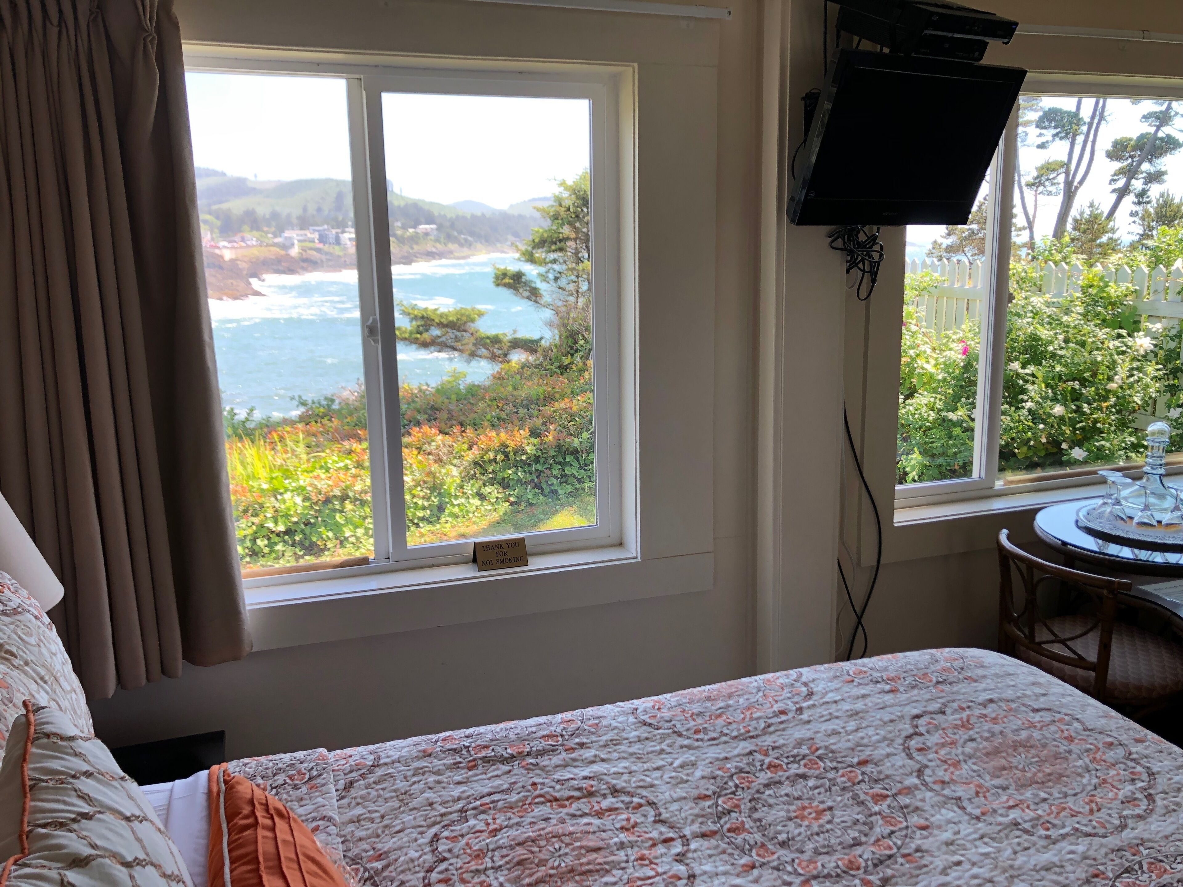 standard cottage, ocean view | premium bedding, individually decorated, individually furnished