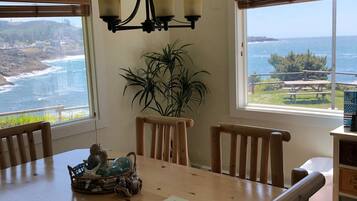 Cobertura panorâmica, 2 quartos, vista para o oceano | Vista do quarto