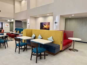 Sala de estar en el lobby
