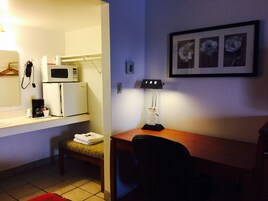 Premium bedding, iron/ironing board, WiFi (free), bed sheets