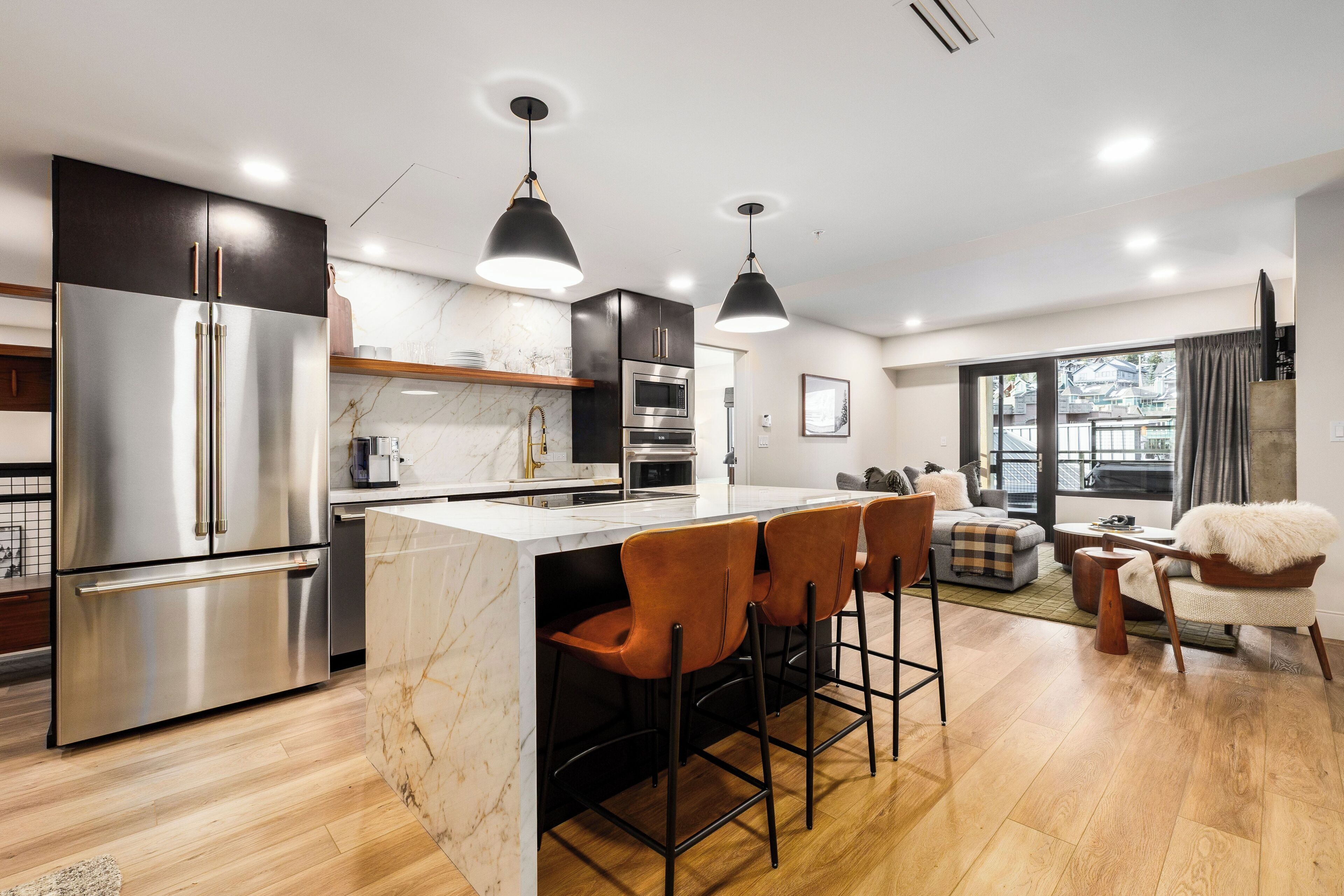 Microwave, coffee/tea maker, toaster, cookware/dishes/utensils