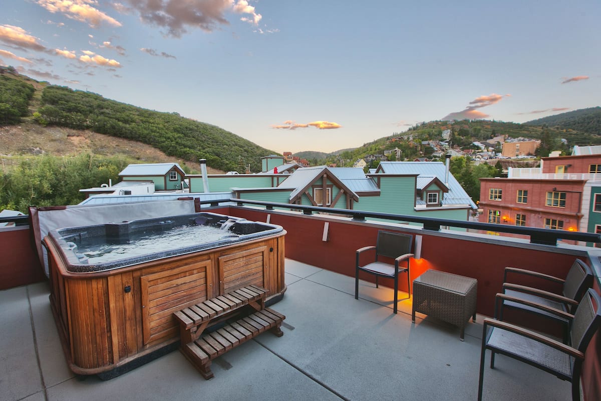 Junior Penthouse, 3 Bedrooms, Hot Tub | Terrace/patio