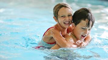 Piscine couverte