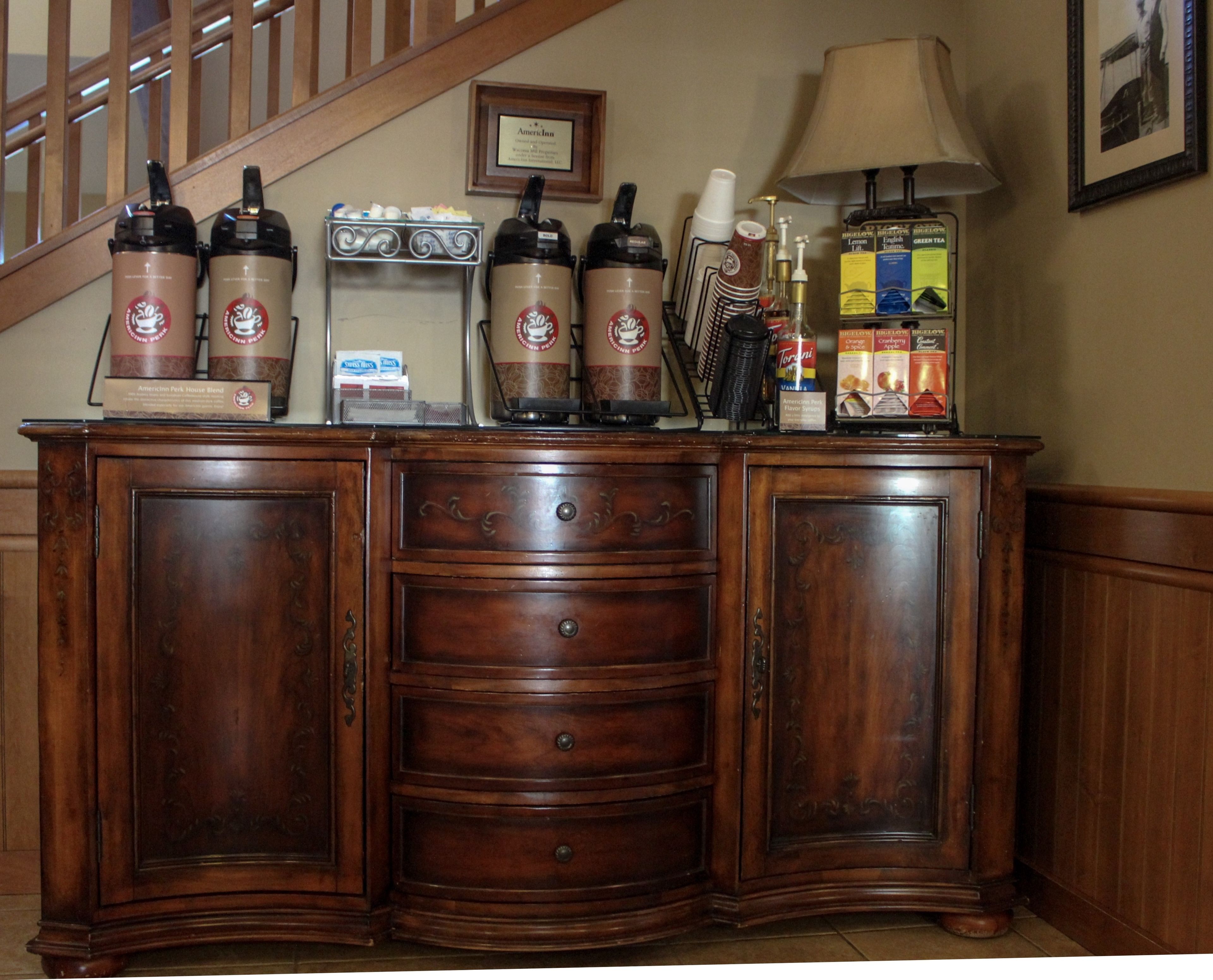 free daily continental breakfast