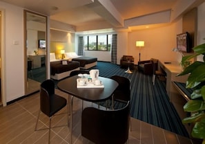 In-room dining - Relc International Hotel (Singapore)