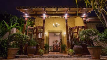 Fachada del alojamiento