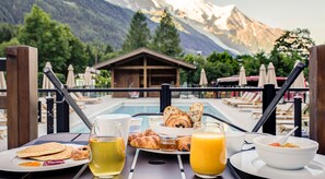 Desayuno continental todos los días (con cargo) 
