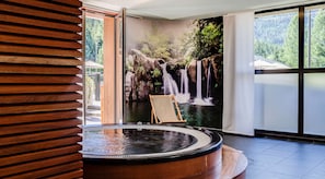 Sauna, hot tub, steam room, body treatments, body wraps, body scrubs