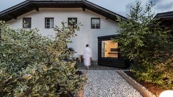 Suite Deluxe, sauna | Terrazza/patio