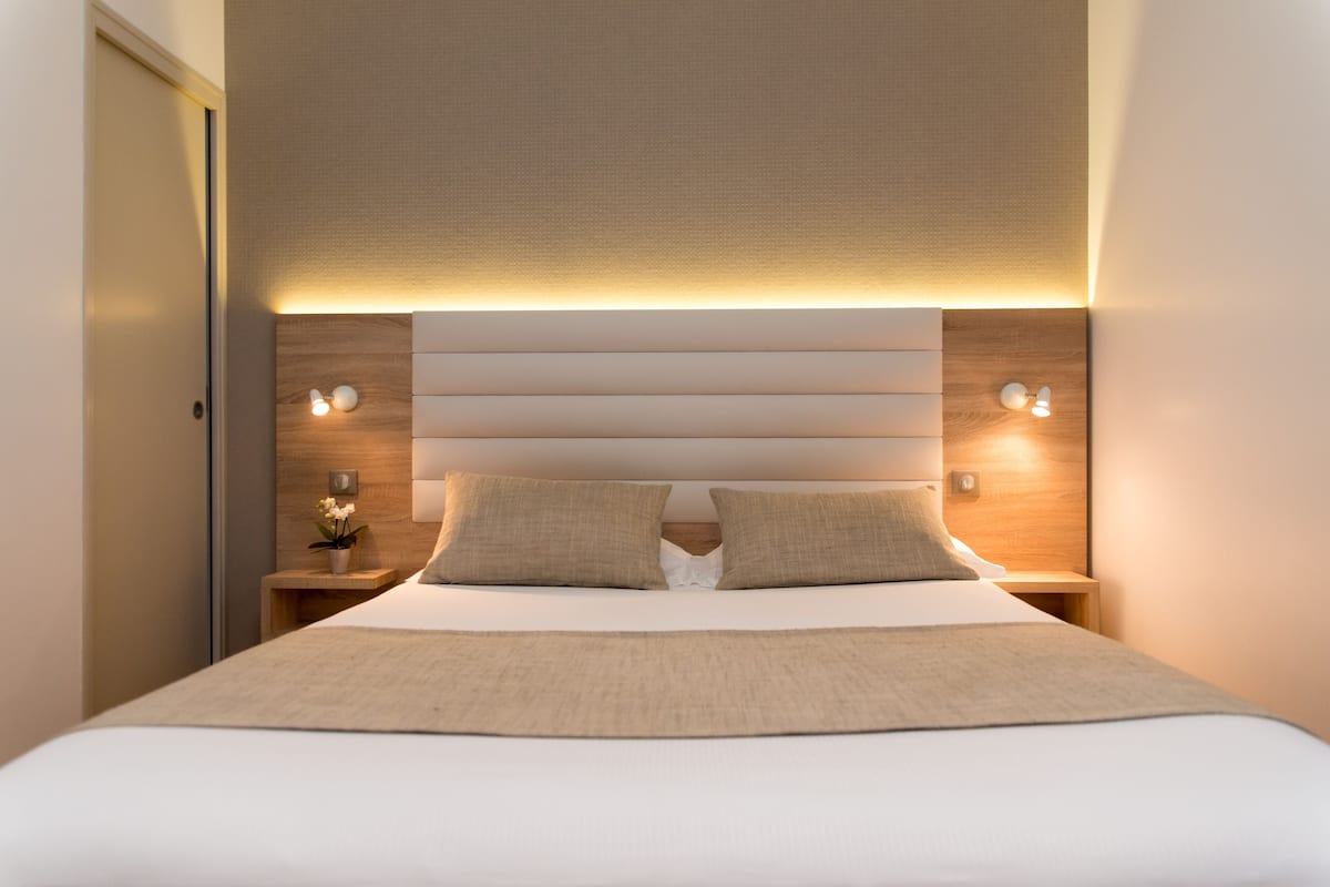 comfort double room | in-room safe, desk, blackout curtains, soundproofing