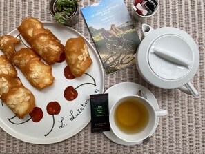 Daily buffet breakfast (EUR 15 per person)