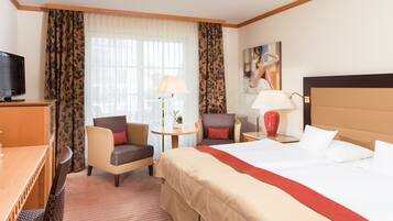 Kostenlose Minibar, Zimmersafe, Schreibtisch, Verdunkelungsvorhänge