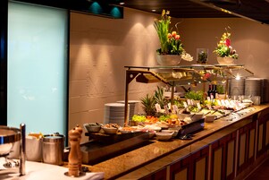 Daily buffet breakfast (EUR 25 per person)