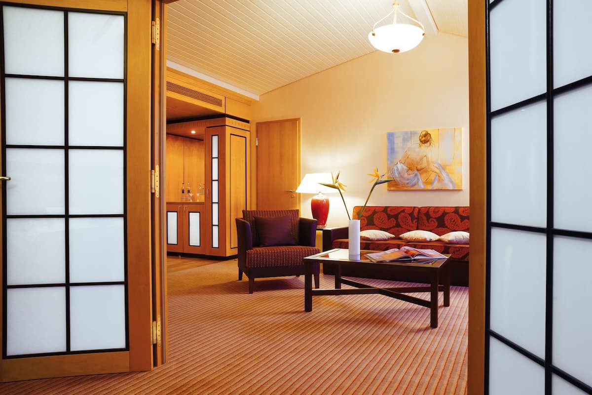 40-inch tv with satellite channels, tablet, books