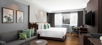 Novotel Living Bangkok Sukhumvit Legacy