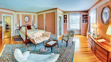 Room, Private Bathroom (Room 8) | Premium bedding, individually decorated, individually furnished