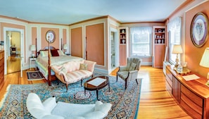 Rom, privat bad (Room 8) | Sengetøy av topp kvalitet, individuelt dekorert og individuelt innredet