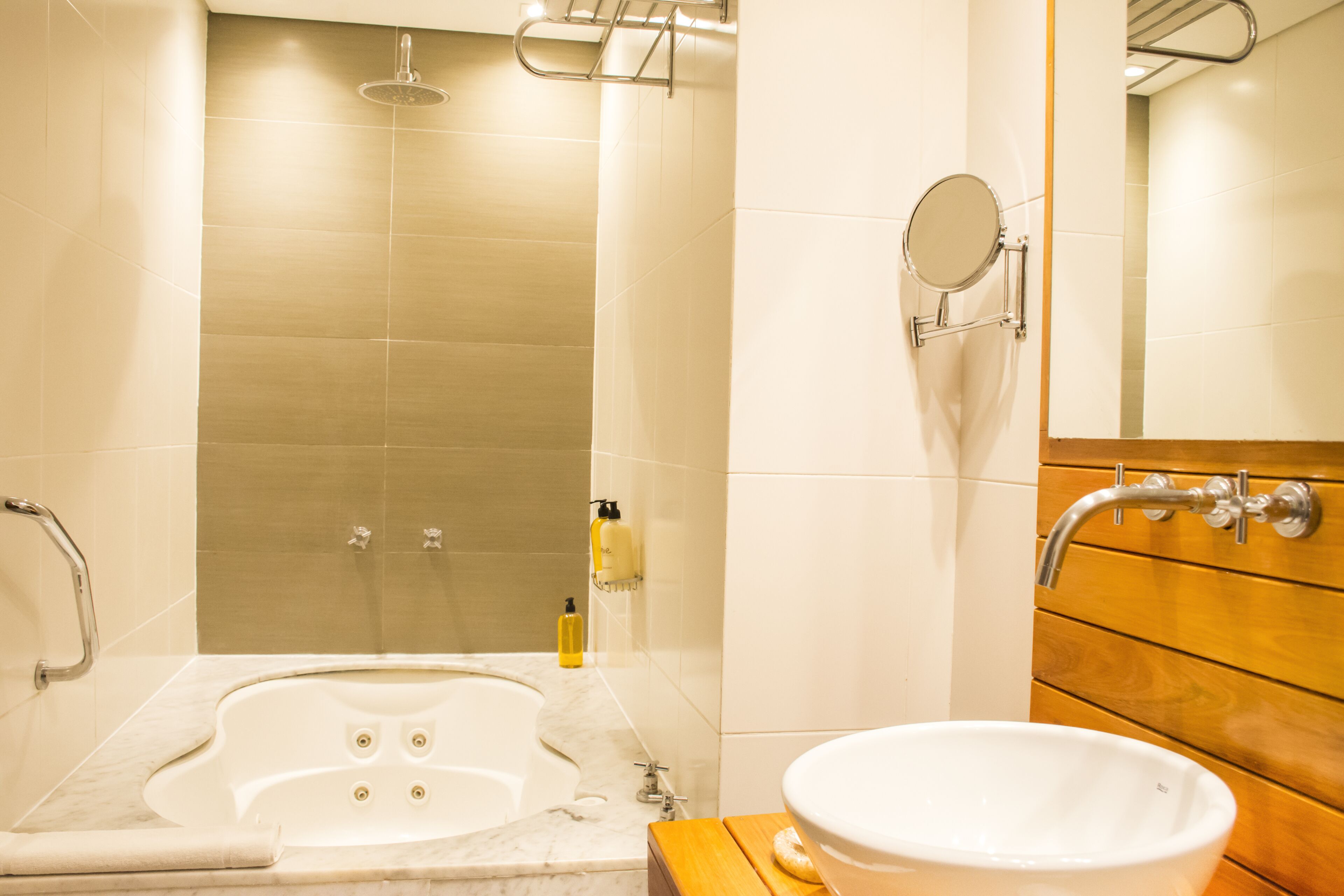 superior room, 2 single beds | premium bedding, down duvets, pillow-top beds, minibar