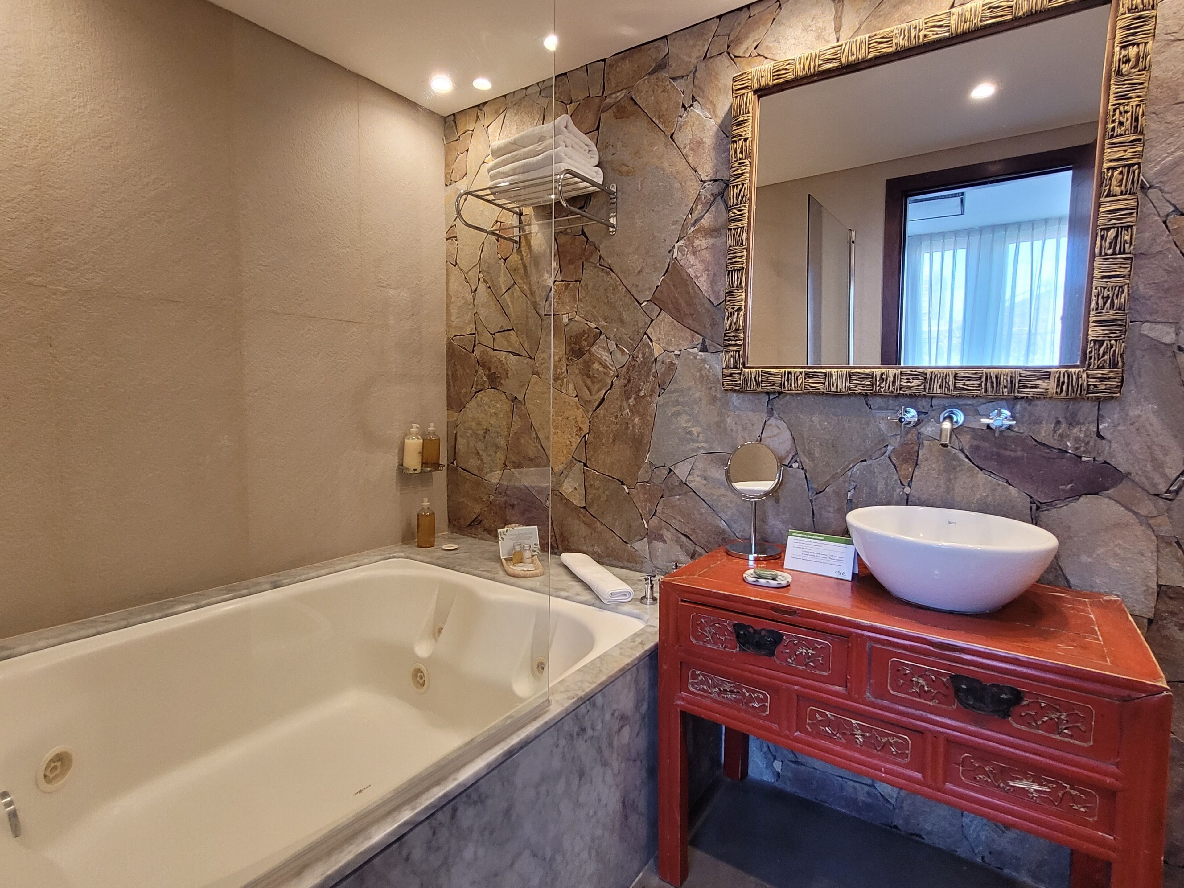 room (palermo) | bathroom | eco-friendly toiletries, hair dryer, bidet, towels